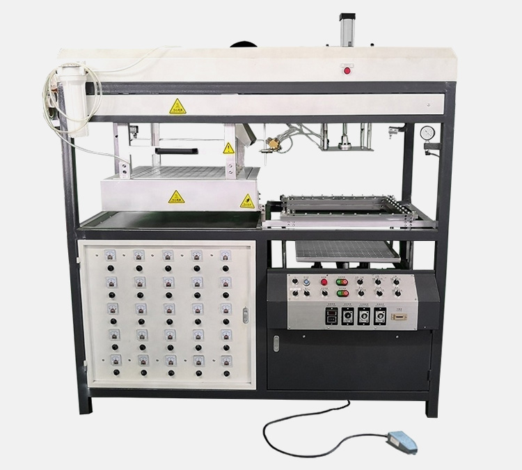 Manual vacuum thermoforming machine