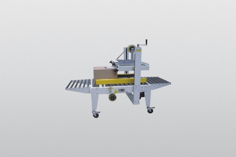 Automatic box sealer machine