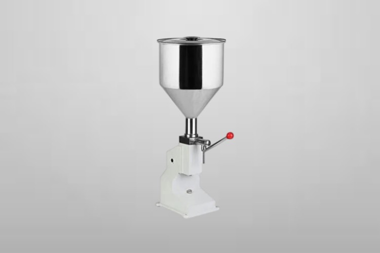 Manual sauce filling machine