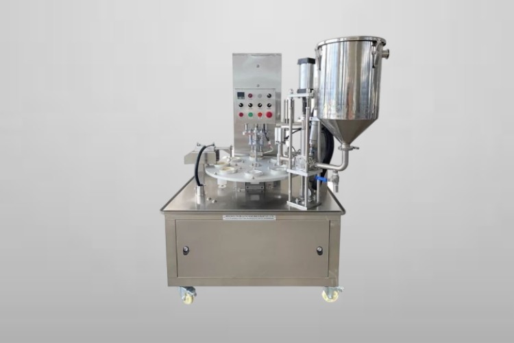 Sauce capping machine