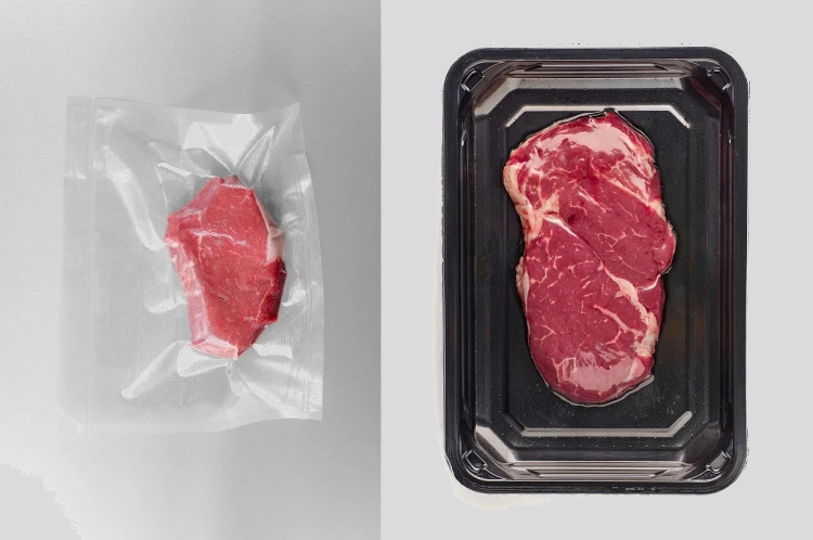 Fridge vacuum sealed steak VS Normal stored steak