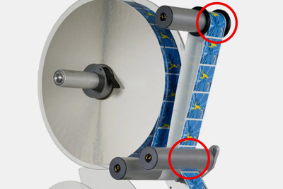 Label pulling mechanism