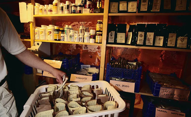 Middle East Vitamin Factory