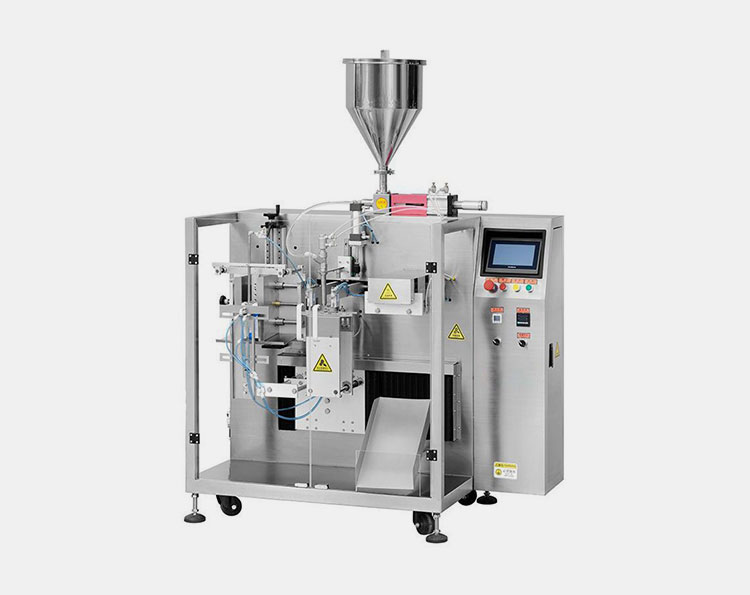 Liquid piston pump for packing machine