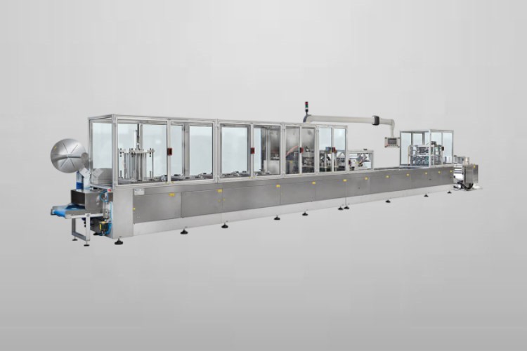 In-line automatic blister packaging machines for industrial products