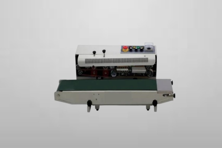 Horizontal continuous nitrogen flushing machine