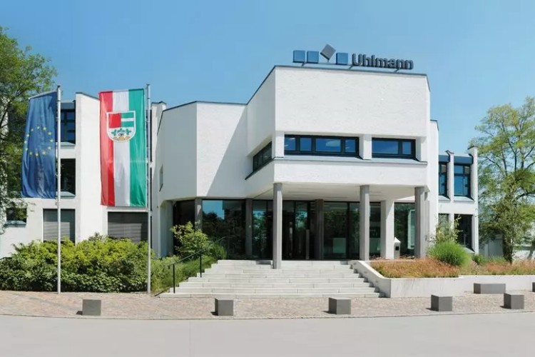 Uhlmann Group