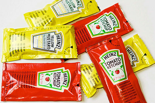 Ketchup-Packaging-Machine