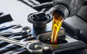Gear Oil and Hydraulic Oil